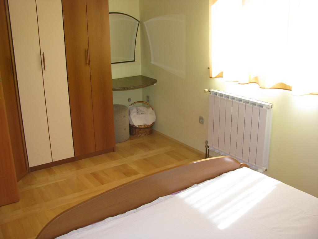 Apartment Megi Tribalj Habitación foto